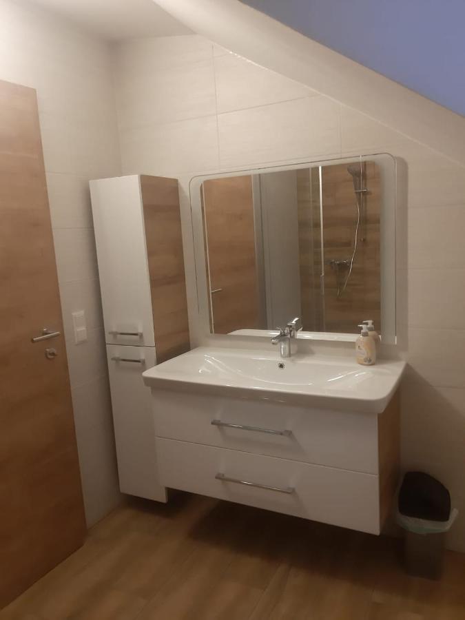 Ferienwohnung Anika Kleinlobming Esterno foto